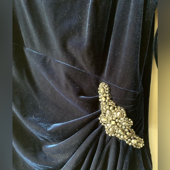 Vintage velvet evening dress - Picture 4 of 5